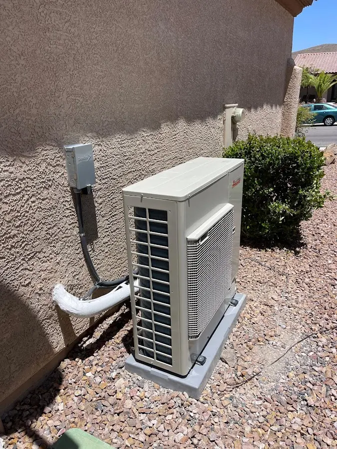 Residential air conditioning condenser unit in Franklin